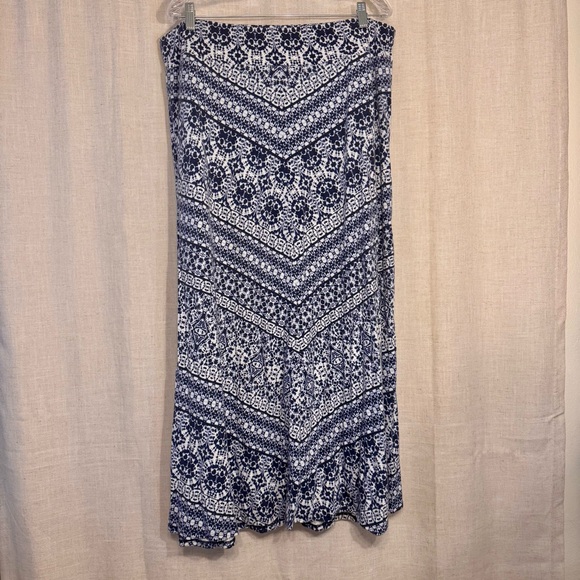 Westport Dresses & Skirts - Westport 1962 Womens 2XL Blue/White Patterned Maxi Skirt Elastic Pull On Long